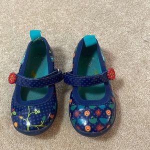 Girls 8T Chooze shoes